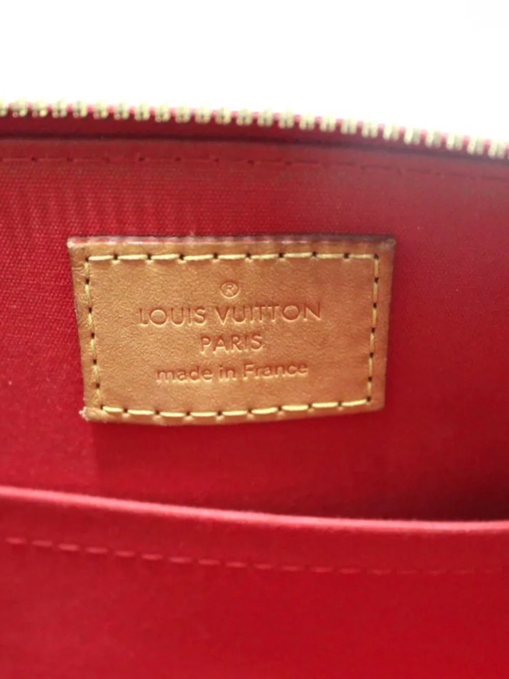 LOUIS VUITTON Vernis Alma BB in Red - Picture 5 of 5